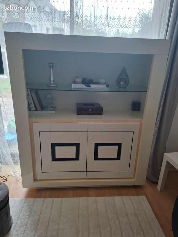 Meuble de salon avec vitrine et rangement (image 2)