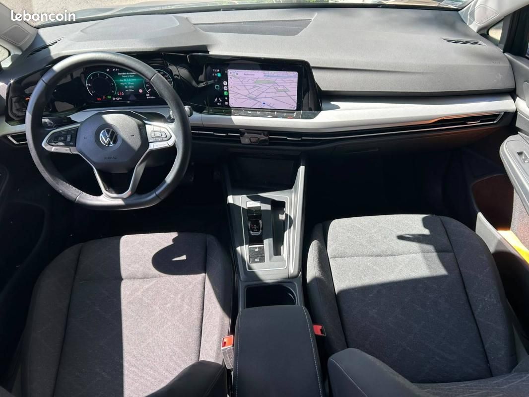 Volkswagen Golf VIII 2.0 TDi DSG7 150 cv (image 12)