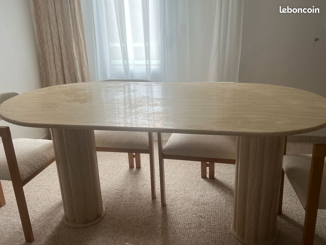 Table en marbre (image 1)