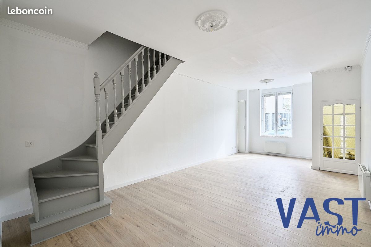 Maison 4 pièces 100 m² · à Tourcoing · 100 m² · 160 000 €