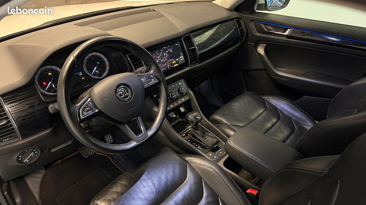 Skoda kodiaq 2.0 tdi 150 scr active 4x2 dsg bva + crochet d'attelage + camera 360 + 4 pneus (image 22)