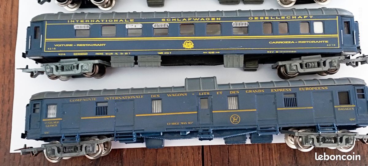 2 Wagons Voyageurs CIWL Jouef échelle HO Occasion - Marque Lima, Bon état Général