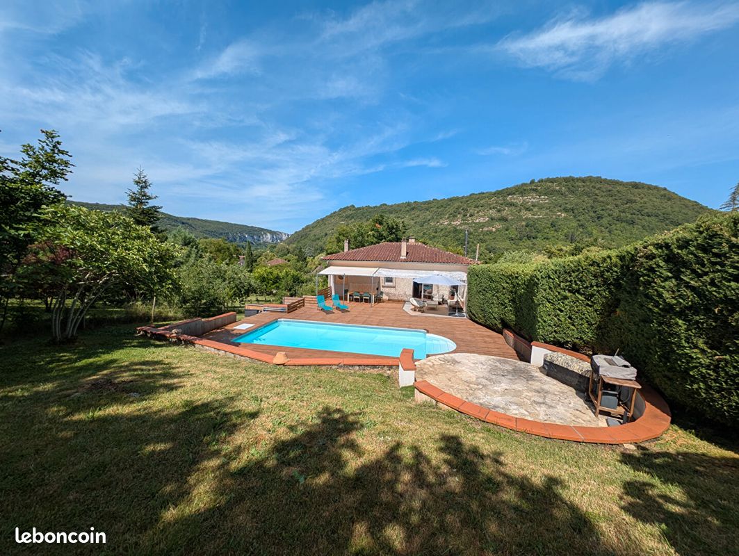 Maison 4 pièces 131 m² · à Saint-Antonin-Noble-Val · 131 m² · 349 000 €