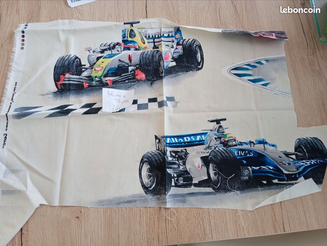 Coupon de tissu Formule 1 (image 1)