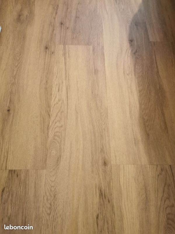 Parquet - lames pvc clipsables - 3 boîtes - 5,58m2 

Parquet - lames pvc clipsables - 3 boîtes - 5,58m2 (image 1)