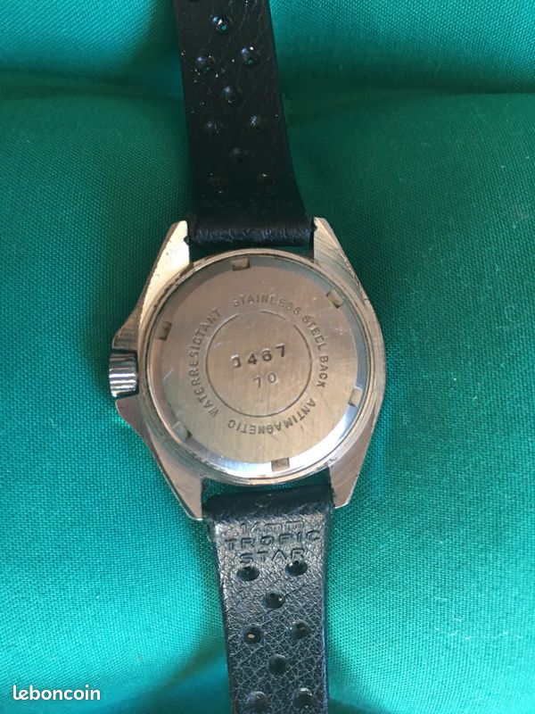 Montre De Plongée Vintage YEMA Junior - Mécanique, 330 Feet, Boîtier Acier