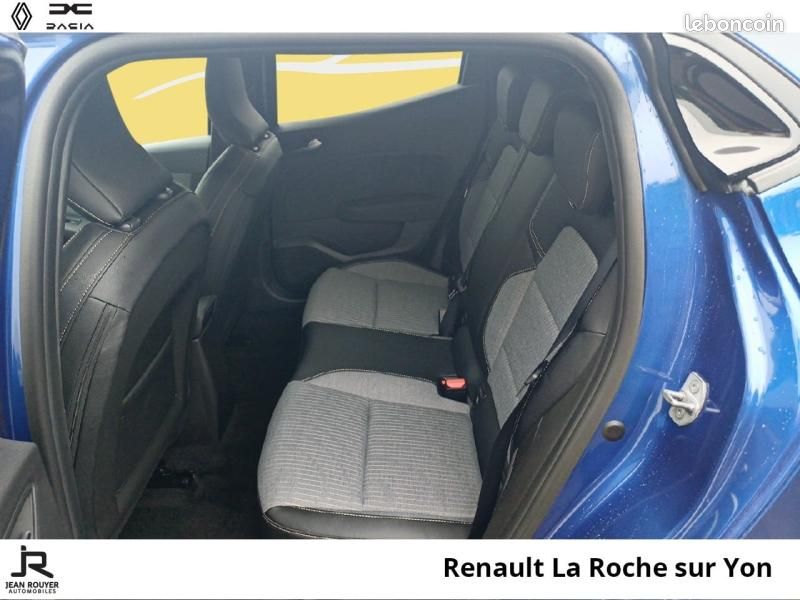 Renault Clio 1.6 E-Tech 145ch full hybrid Techno - 25b (image 4)