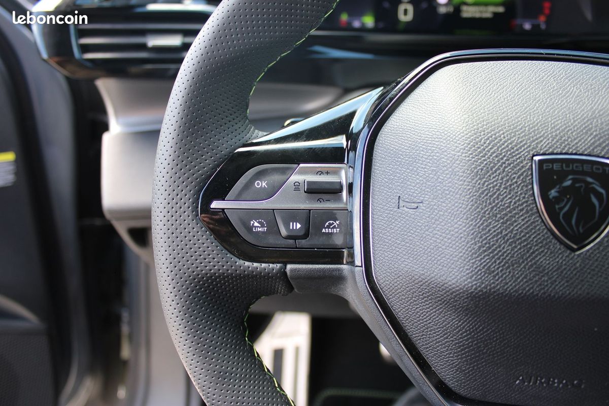 Peugeot 308 PHASE 4 BLUE HDI 130 CV GT GPS 3D CAMÉRA RE USB JA 18 I-COKPIT FULL LED BOITE AUTO EAT-8 (image 11)