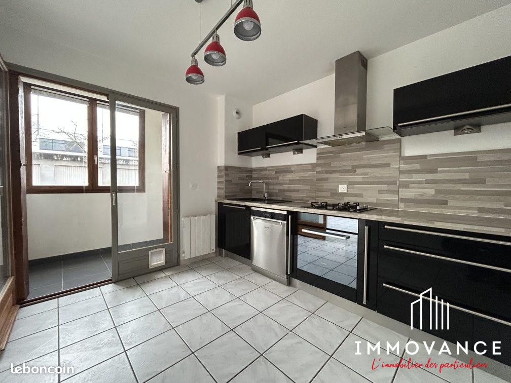 Appartement 4 pièces 79 m² · à Vinay · 79 m² · 185 000 €