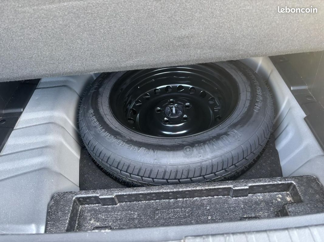 RENAULT ARKANA TCE 140 EDC MHEV Evolution avec Caméra, GPS et Régulateur adaptatif (image 18)