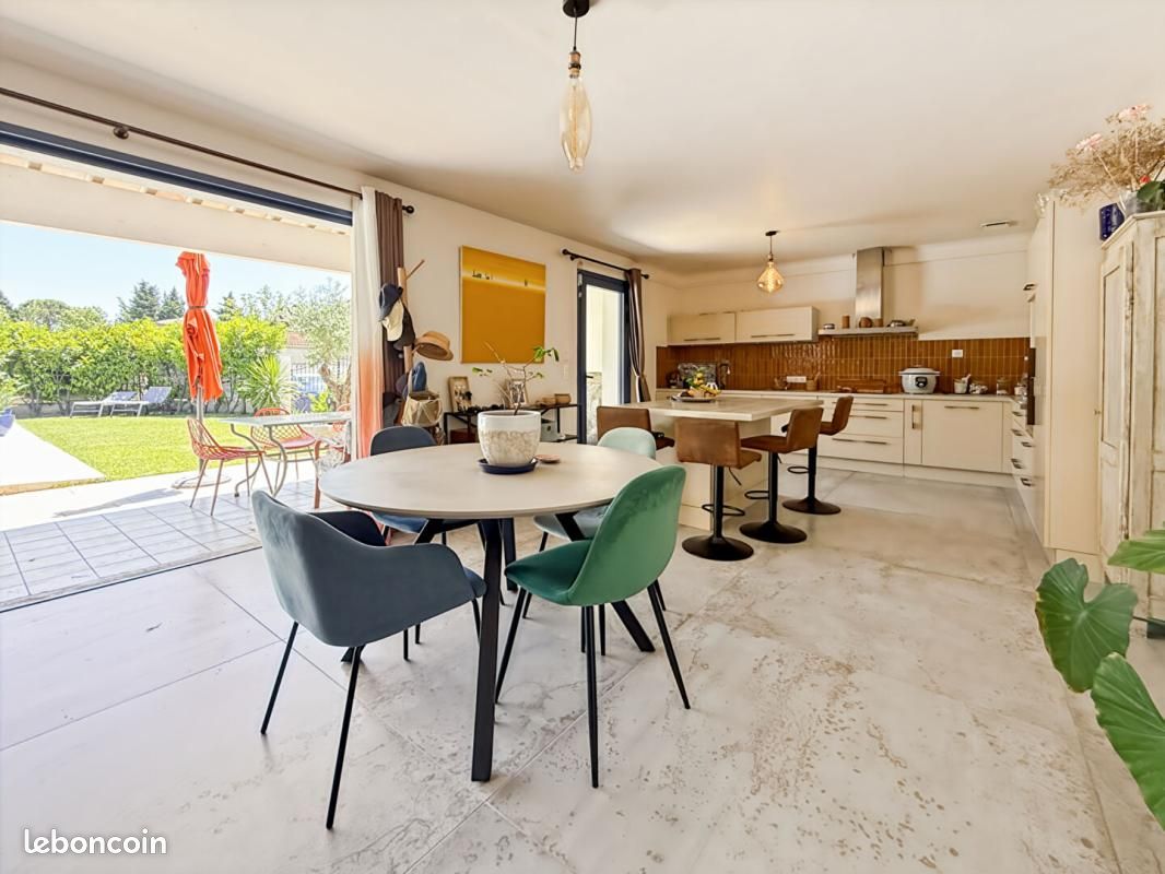 Maison 5 pièces 114 m² · à Mouriès · 114 m² · 728 000 €