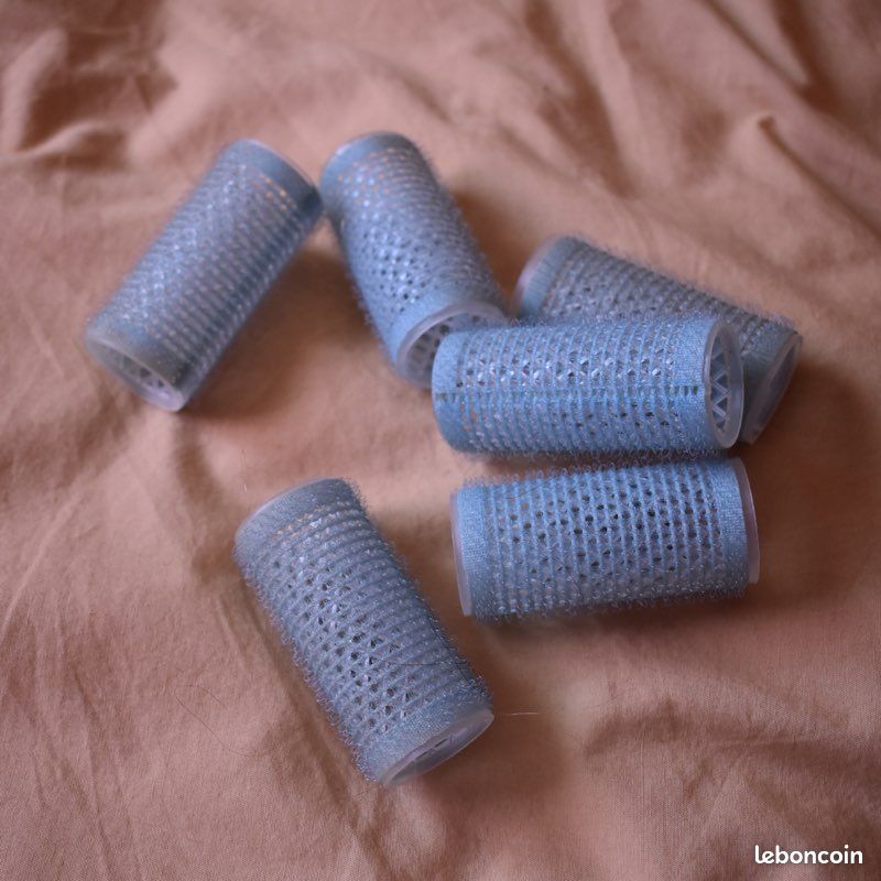 6 bigoudis adhésifs 30 mm (image 1)