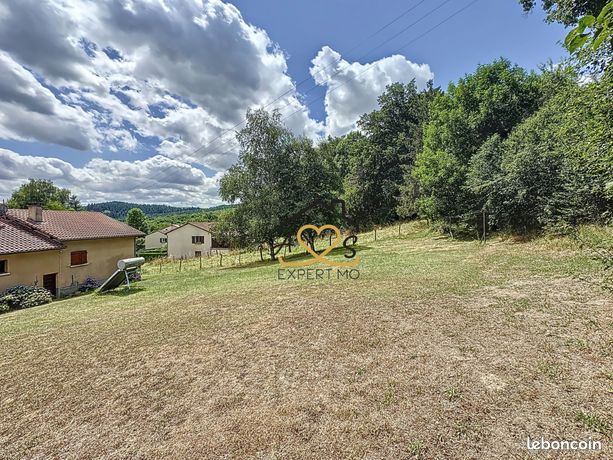 Terrain 1700 m² Sallèdes