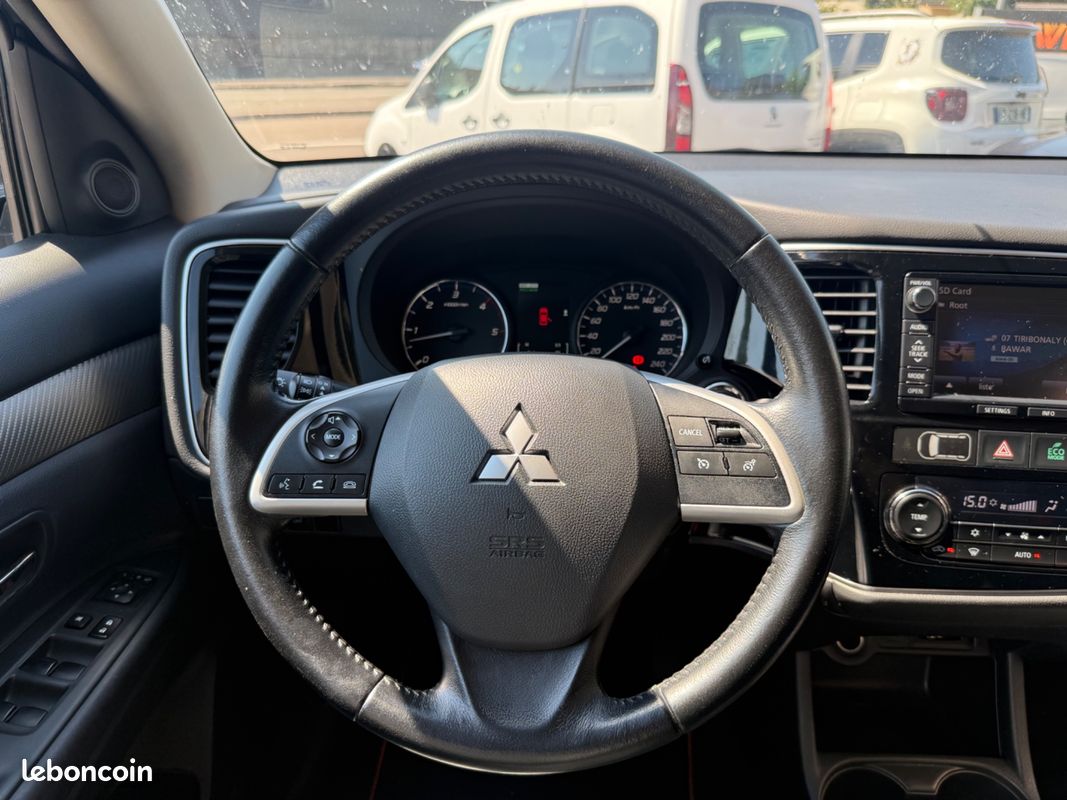 MITSUBISHI OUTLANDER 2.2 DID 150 CH INVITE 4Wd (image 4)