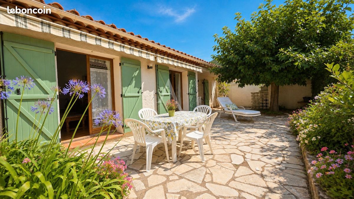 Maison 4 pièces 98 m² · à Carqueiranne · 98 m² · 606 000 €