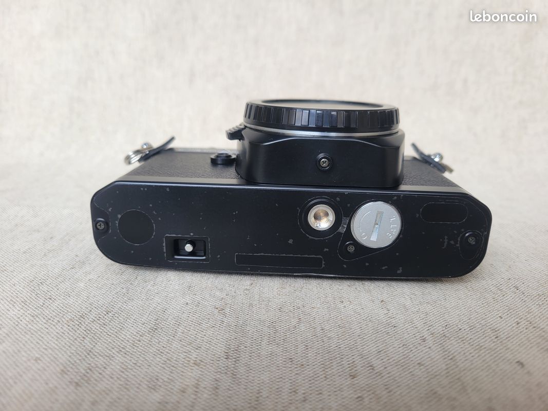 CHINON CE-3 MEMOTRON Appareil Photo Reflex Body Boitier SLR EUR 44,37
