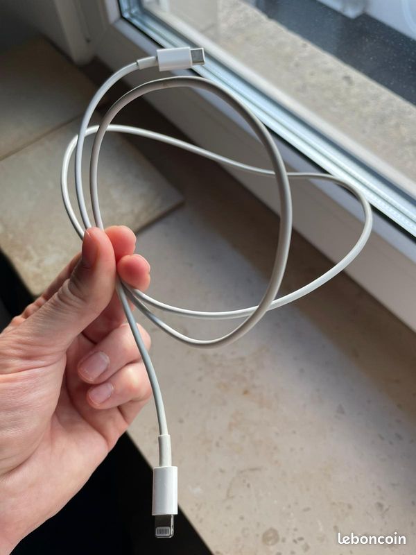 IPhone 12 vert 128Go parfait état (image 4)