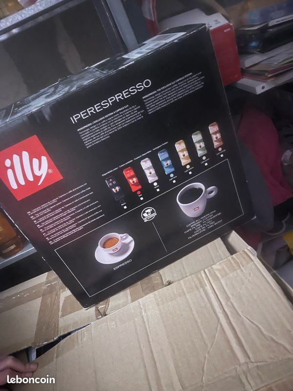 Machine à café de marque illy (image 2)