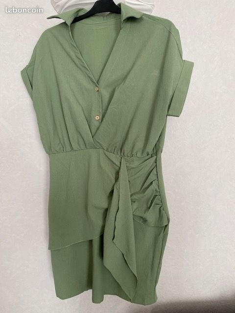 Robe verte (image 1)