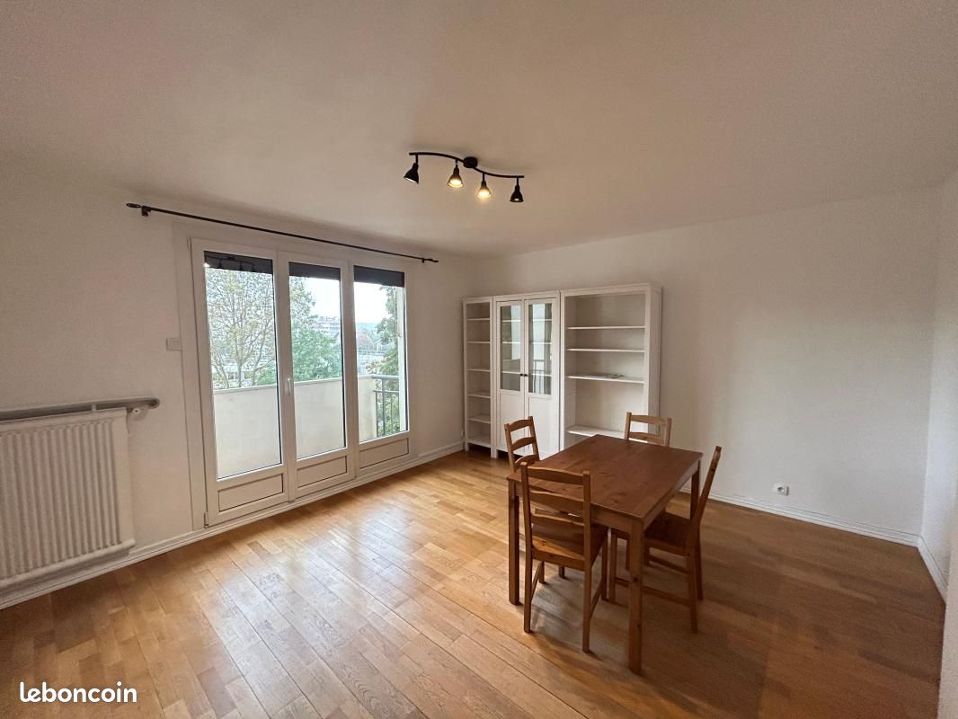 Appartement 3 pièces 56 m² · à Châtillon · 56 m² · 1 400 €/mois