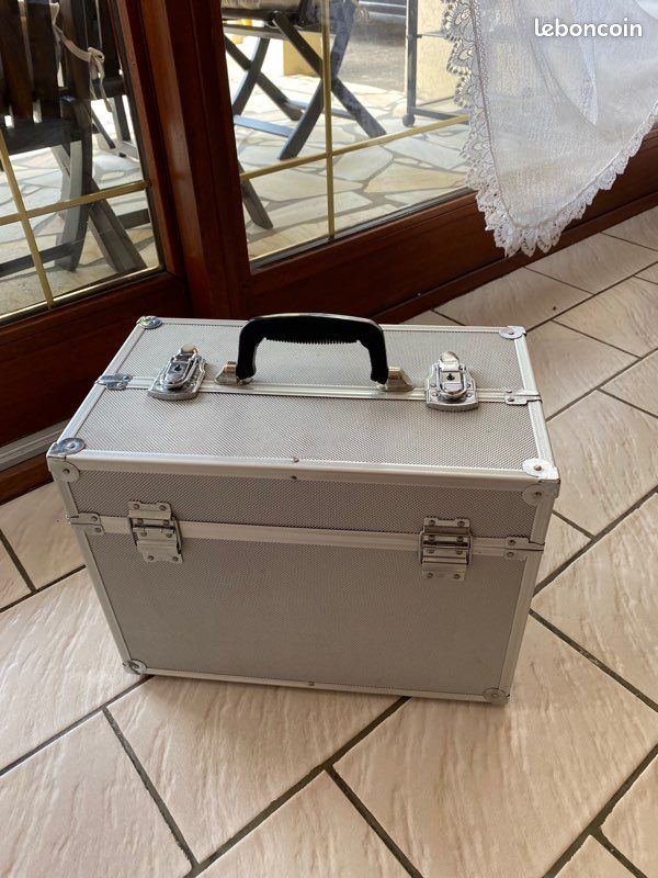 Valise de coiffure (image 1)