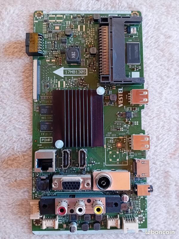 Carte Mère pour TV Continental Edi CEDLED32ML3 VESTEL 17MB55 28082013