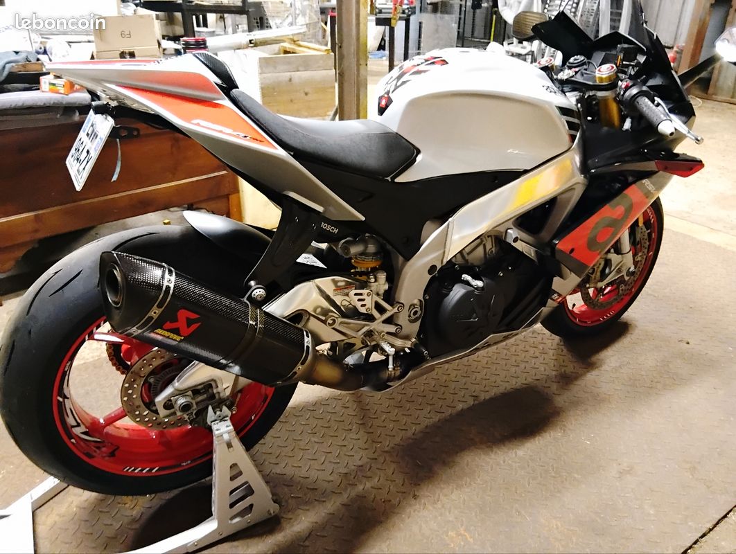 Aprilia rsv4 1000 (image 2)