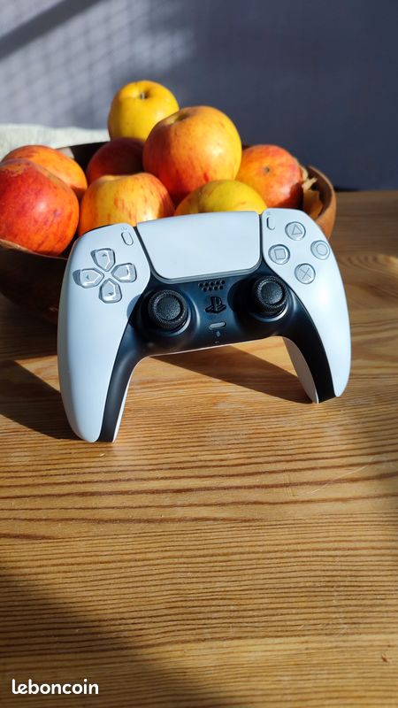 Votre dernière Dualsense - manette PS5 joysticks effet Hall (image 2)