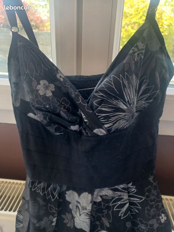 Robe S (image 3)