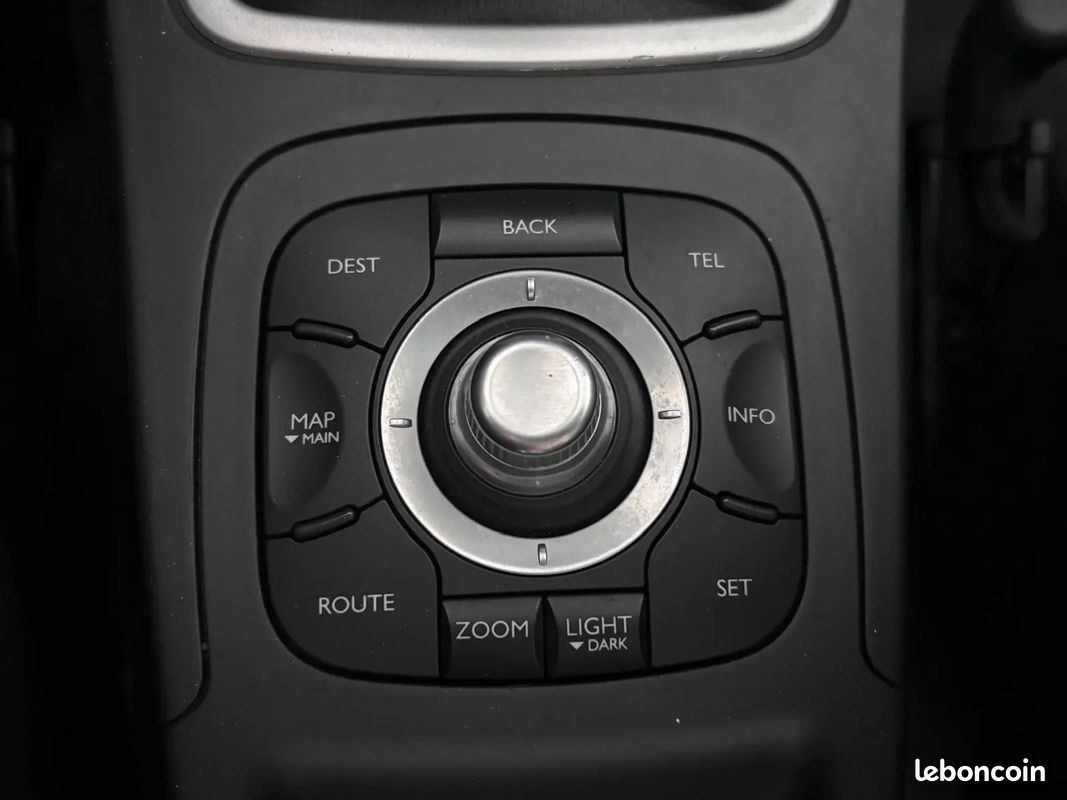 RENAULT Espace N1 2.0 D 150ch Alyum Evolution - Toit panoramique - Boite Auto (image 23)