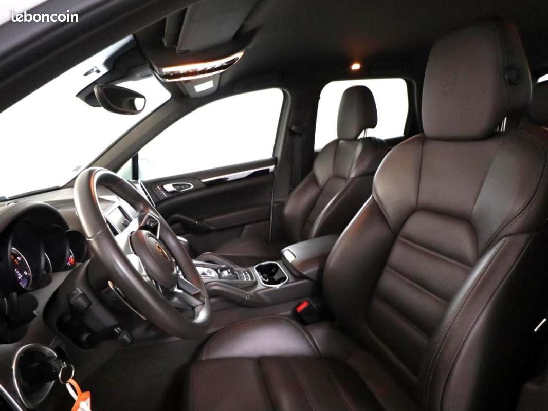 Porsche Cayenne 3.0 V6 TDI 262cv 4x4 Tiptronic Origine France + Pack Sport Chrono + Jantes 911 Tu... (image 10)