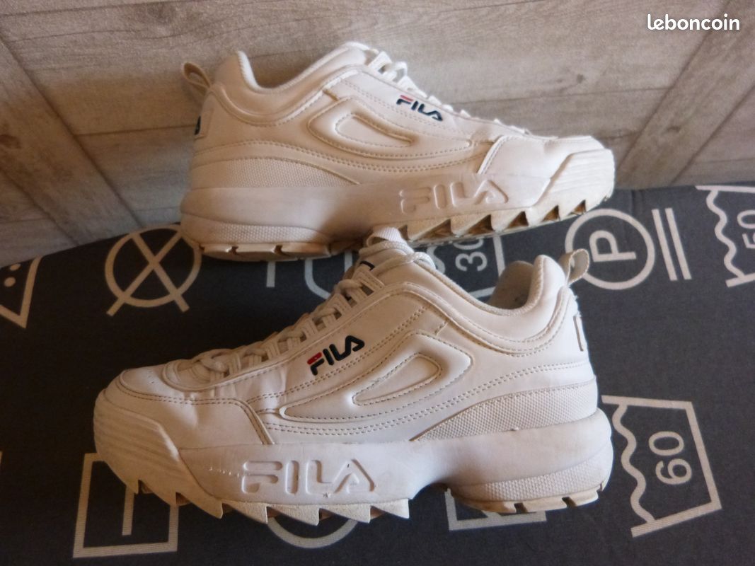 Basket fila disruptor blanche point 40 (image 2)