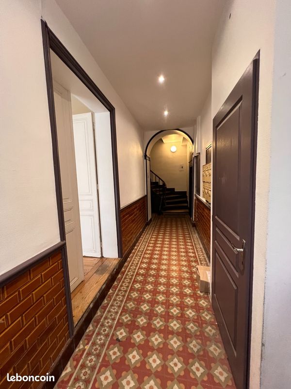 Local commercial 97 m² CAHORS (image 3)