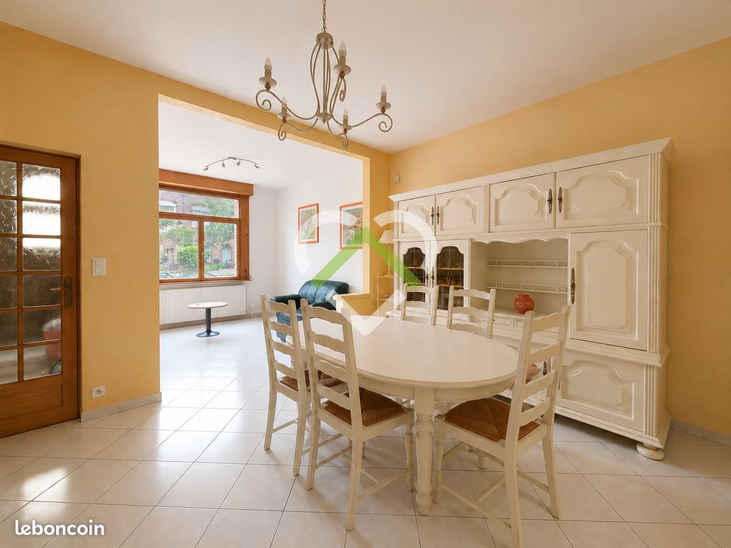 Maison 5 pièces 105 m² · à Lille · 105 m² · 252 000 €