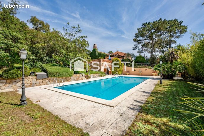Villa 6 pièces 170 m²