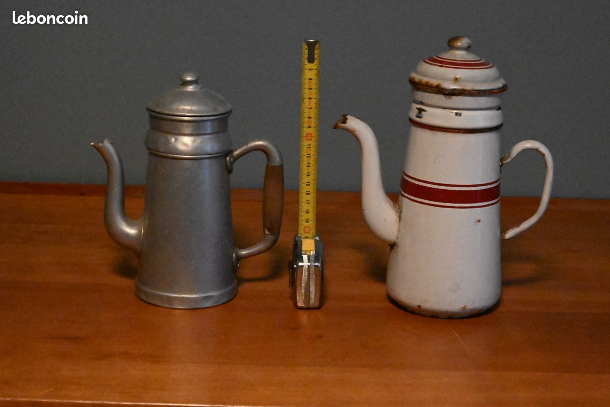 2 cafetières anciennes (image 1)