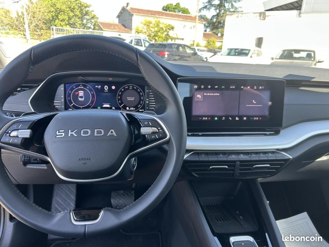 Skoda Octavia 1.5 TSI Hybrid 150 ch ACT DSG7 Selection (image 2)