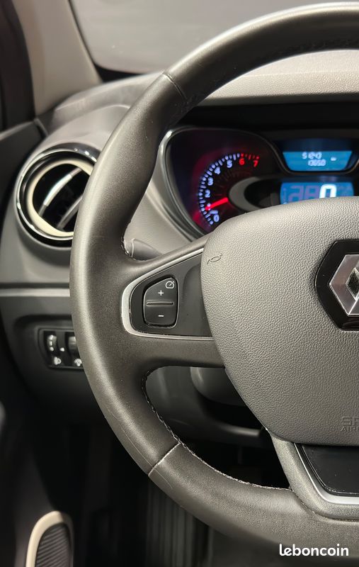 RENAULT CAPTUR 0.9 TCE 90CH ZEN - REGULATEUR/LIMITEUR - RADAR RECUL - BLUETOOTH - GPS - JA 16" - GARANTIE 6 MOIs (image 25)