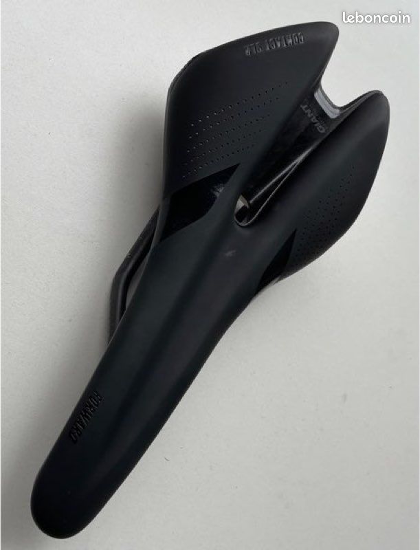 Selle CONTACT SLR upright blanc - GIANT