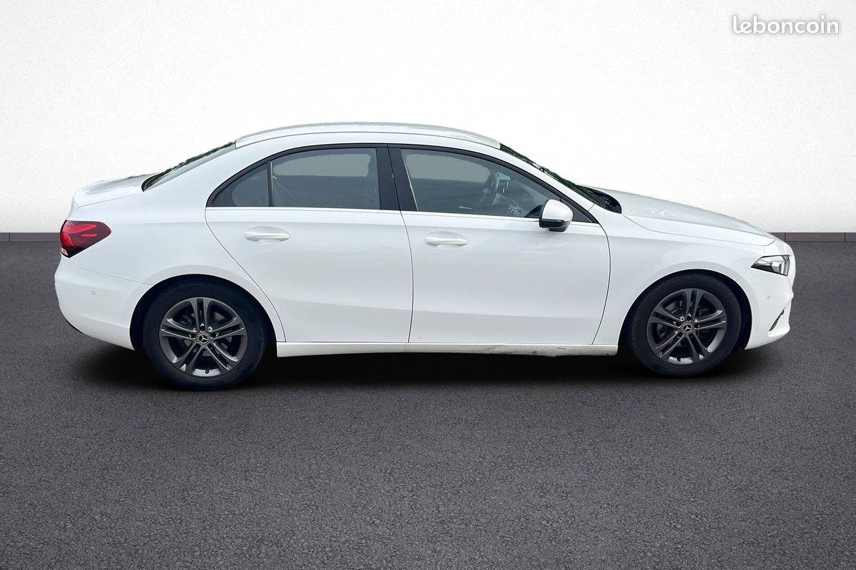 MERCEDES Classe A 180 d 7G-DCT Style Line (image 7)