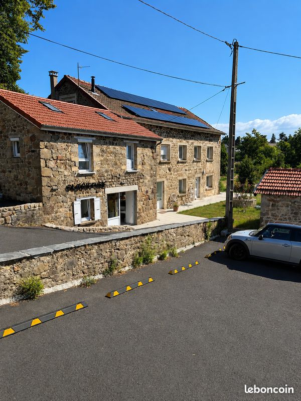 Maison 11 pièces 250 m² · à Saint-Agrève · 250 m² · 728 000 €