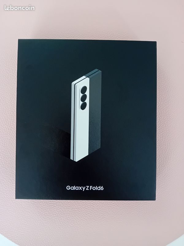 Samsung galaxy z fold 6 Neuf (image 1)