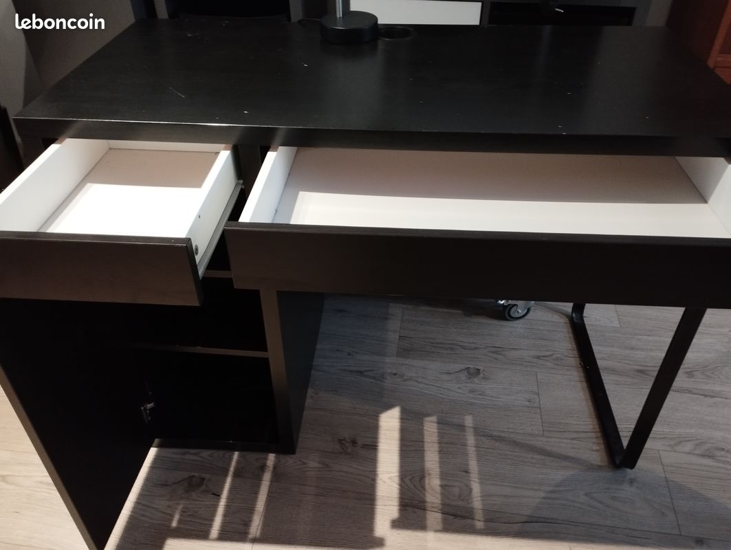 Vends bureau ikea (image 1)