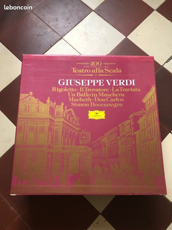 Vends coffret de vinyles Verdi (image 1)