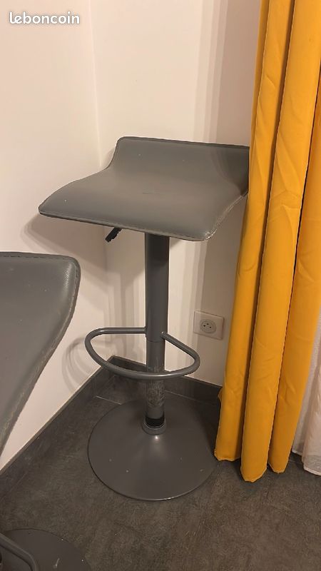 Lot tabourets de bar (image 2)