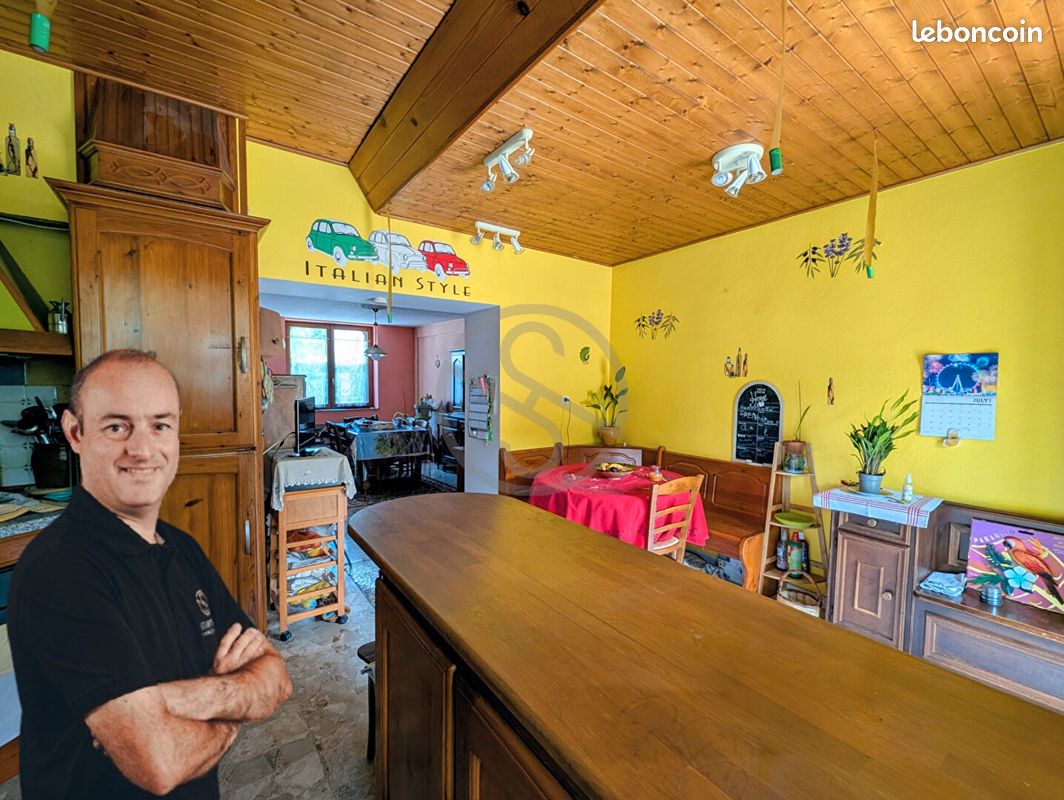 Maison 6 pièces 121 m² · à Renage · 121 m² · 159 000 €