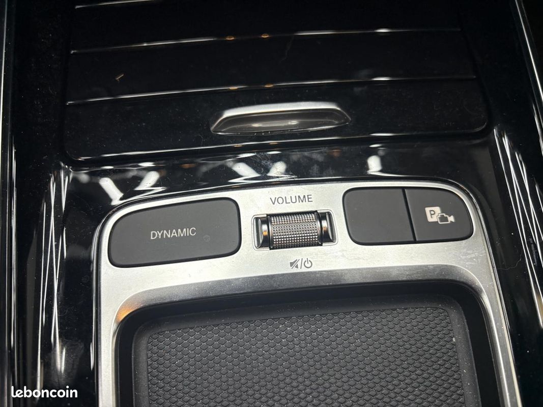 MERCEDES GLA 2.0 200 D 150 PROGRESSIVE LINE 8G-DCT BOITE AUTO / camera / toit panoramique ouvrant (image 29)