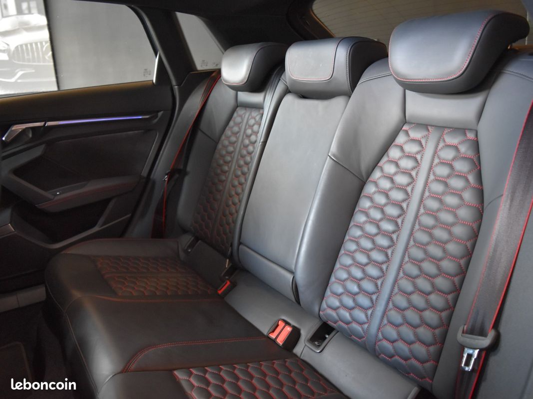 AUDI RS3 SPORTBACK 2.5 TFSI 400 S tronic 7 Quattro (image 18)
