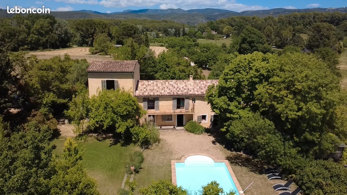 Maison 8 pièces 180 m² · à Villecroze · 180 m² · 875 000 €