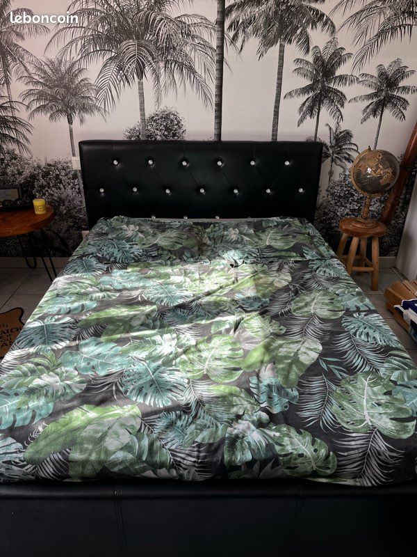 Lit double/ coffre et matelas (image 1)